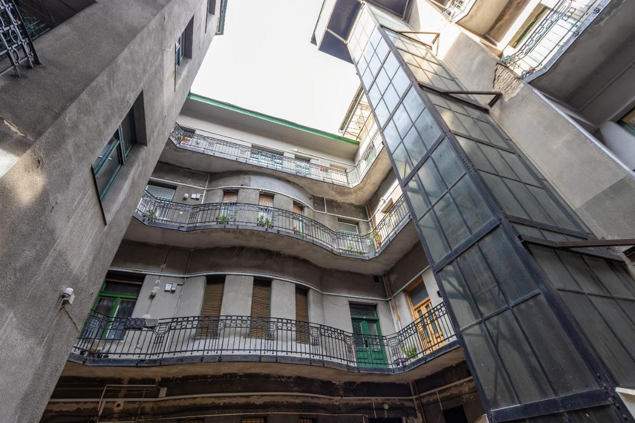 D.Five Aradi B Apartment Budapest Kültér fotó